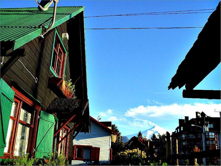 Hostal La Maison Пукон Экстерьер фото